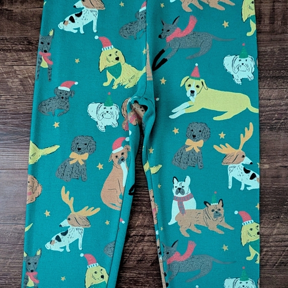 Tea Collection 2-Piece Pajama Set - Picture 9 of 11